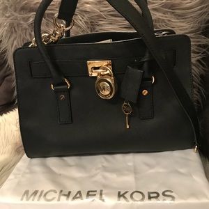 Mickael Kors Black Saffiano Bag